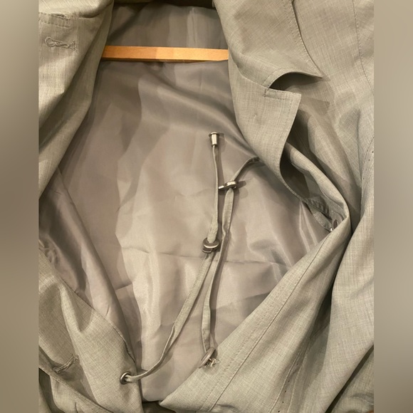 Women’s Coat - Picture 5 of 5